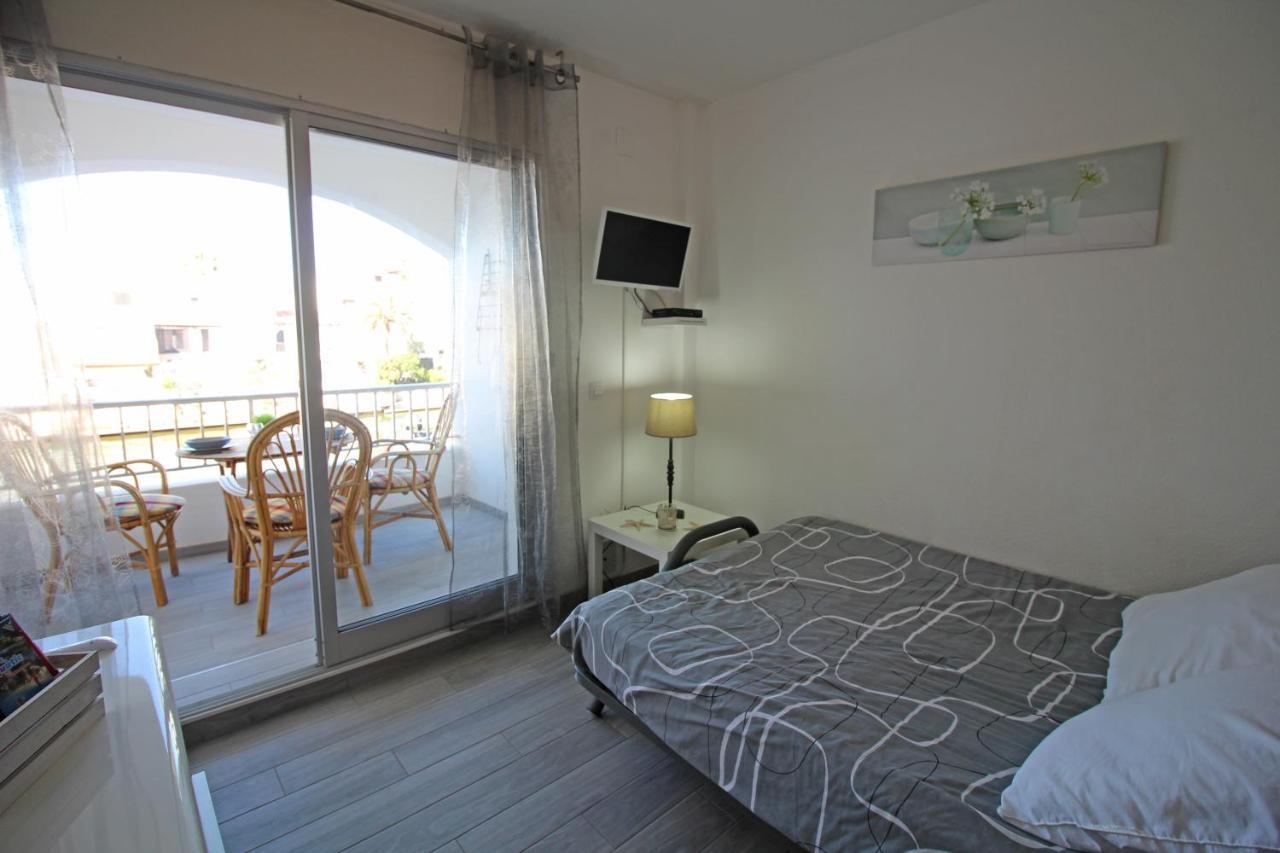 Basic Comfort Studio Pattaya 0156 Empuriabrava Exteriör bild
